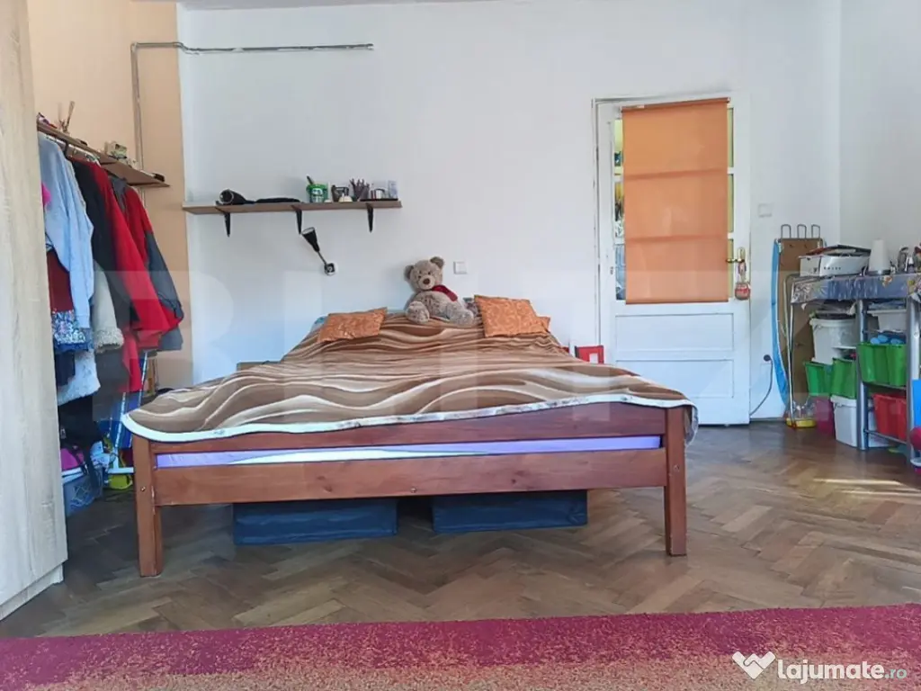 Casa in Tractorul, 5 min de mall Coresi , SAUNA SI GARAJ+ Ga