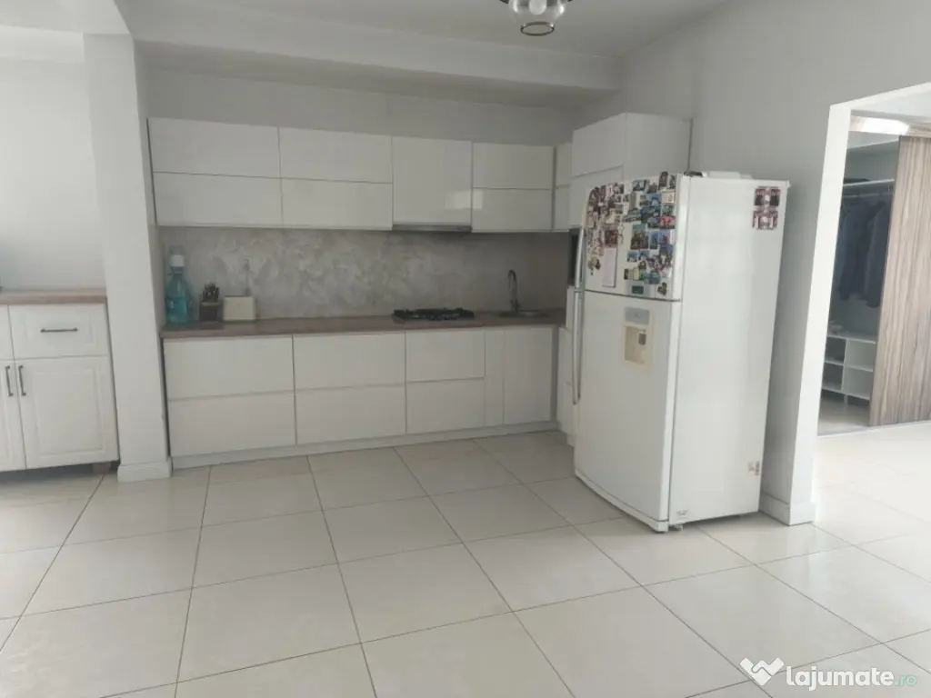 Afacere la cheie! 2 sali evenimente+ apartament 220mp, Siret