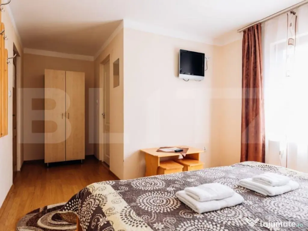 Pensiune cu 20 de canere, 700 mp, zona Praid