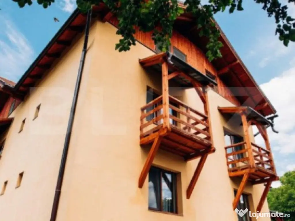 Pensiune cu 20 de canere, 700 mp, zona Praid