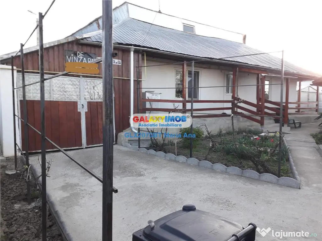 Teren intravilan 1000 mp.,cu casa batraneasca, toate utilita 