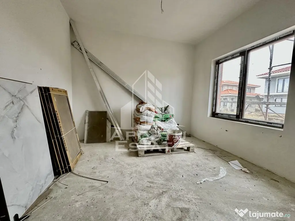 Duplex cu 5 camere situat la intrare in Giroc 