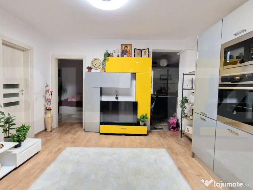 Apartament 3 camere, 63mp, panorama, parcare, zona Stejarulu