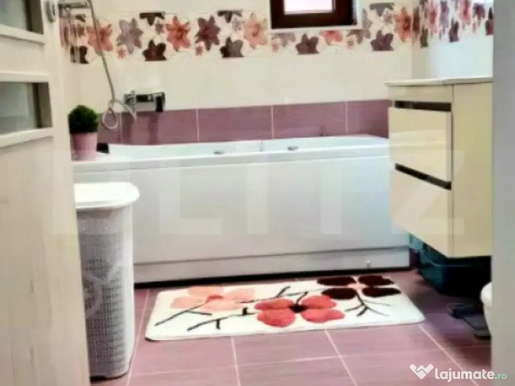 Apartament 3 camere, 63mp, panorama, parcare, zona Stejarulu