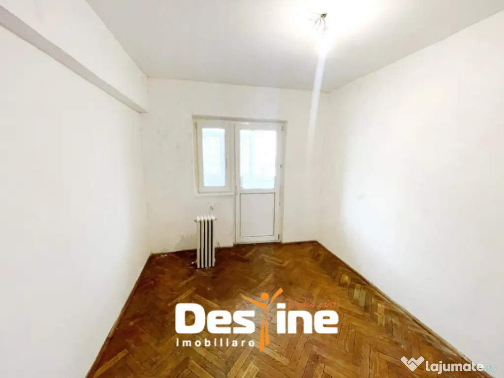 Apartament 4 camere, decomandat, Galata, 152.900 euro