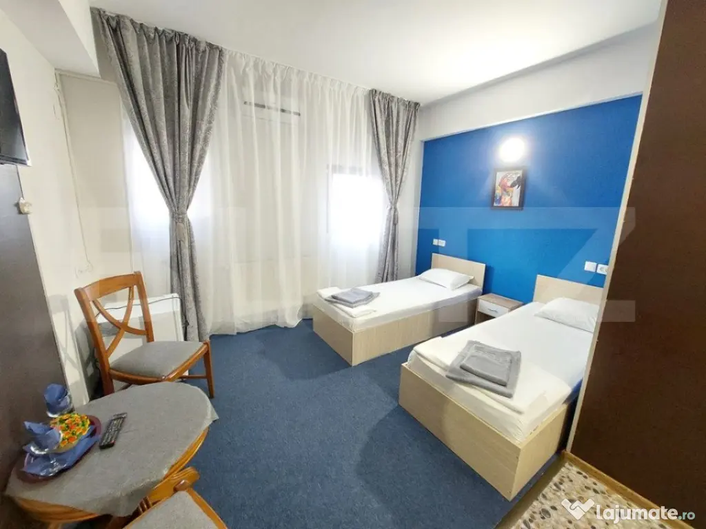 Afacere la cheie,Pensiune, Albert