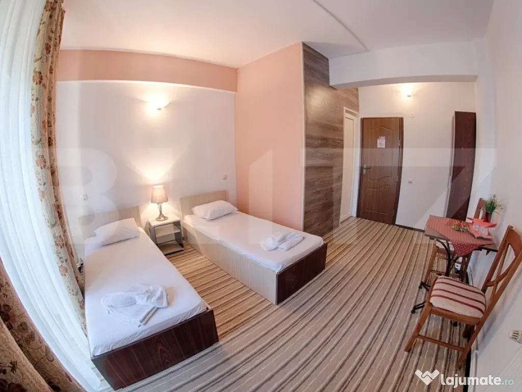 Afacere la cheie,Pensiune, Albert