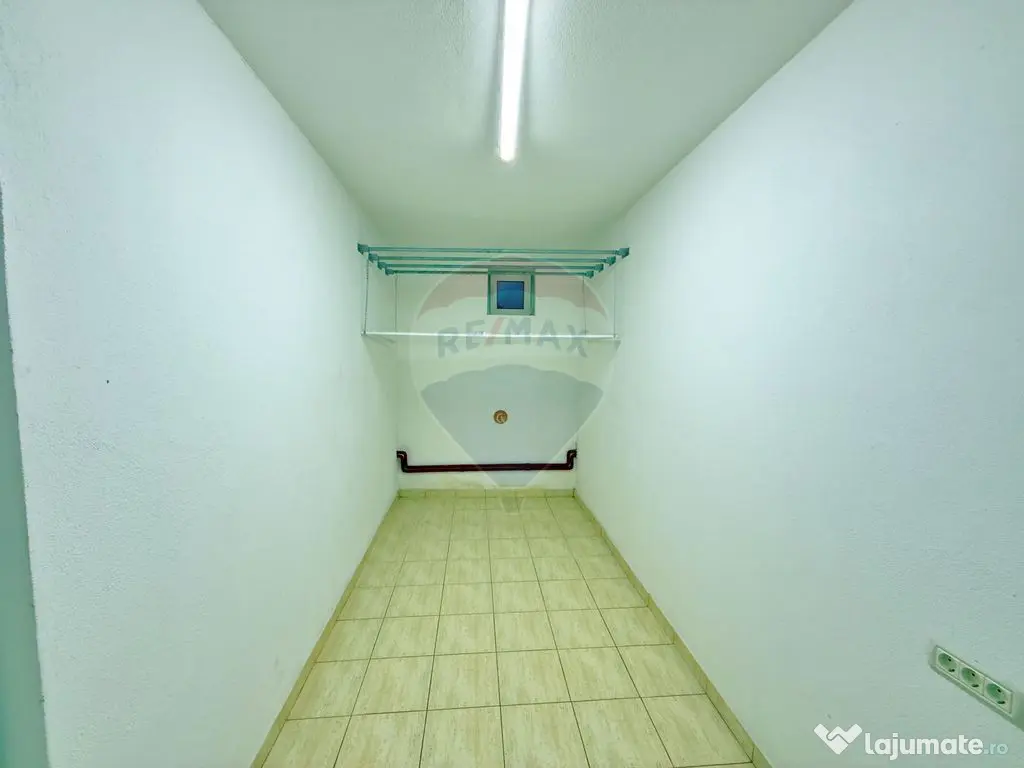 Casă / Vilă cu 7 camere de vânzare