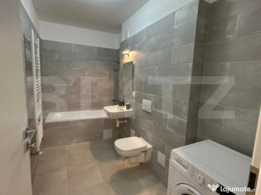 Apartament MODERN 3 camere , 74 mp , Maurer , 