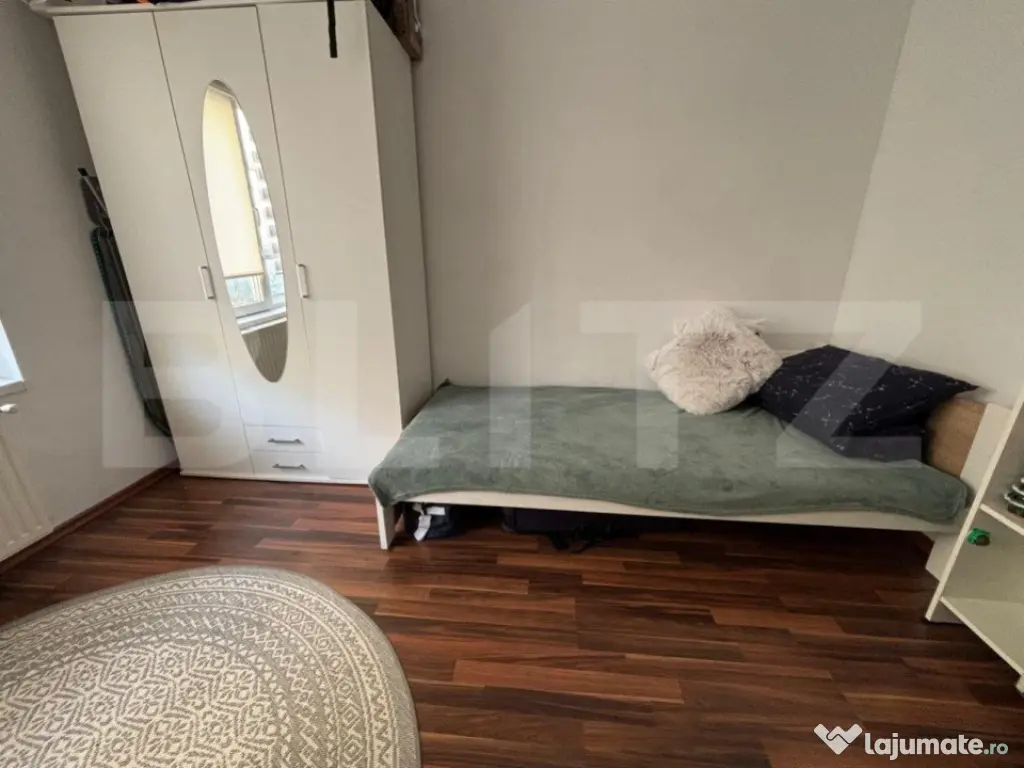 Apartament cochet, 3 camere, balcon, parcare, Zona Florilor 