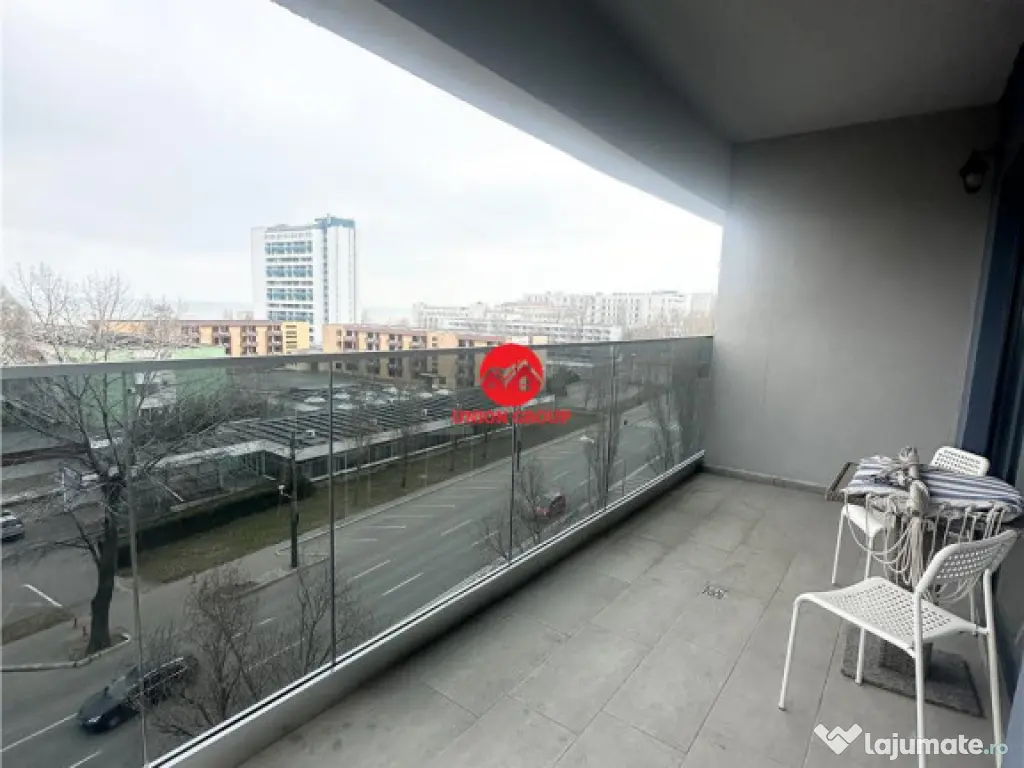 Apartament Luminos cu 2 Camere- Mobilat, Utilat, Vedere Supe 