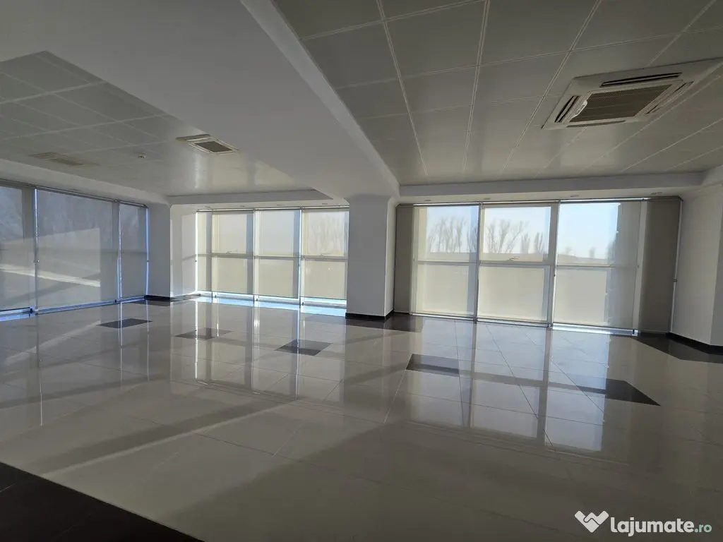 Splaiu Unirii teren 5000 mp Imobil S+P+5 Showroom, Clinic... 