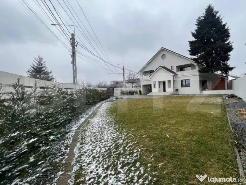 Casa deosebita, 300 mpu, teren 692 mp