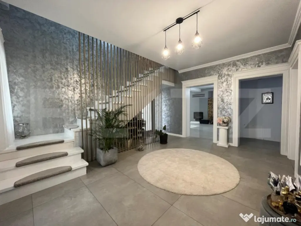 Casa deosebita, 300 mpu, teren 692 mp