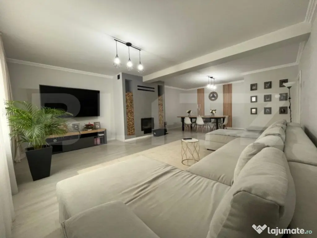 Casa deosebita, 300 mpu, teren 692 mp