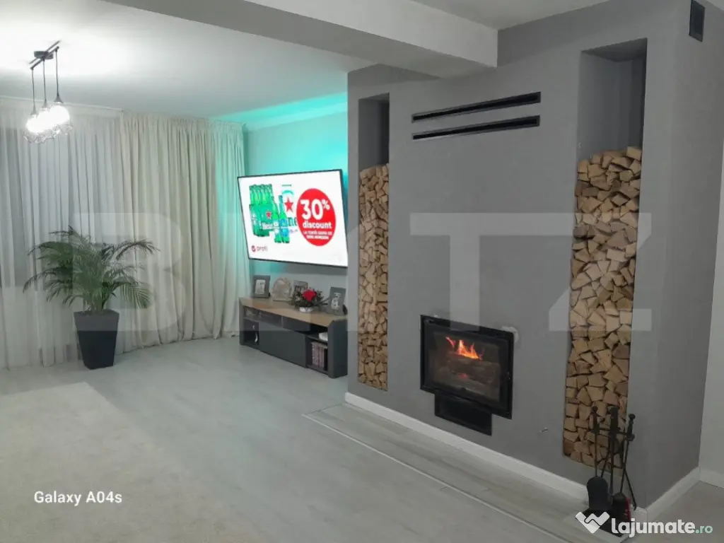 Casa deosebita, 300 mpu, teren 692 mp