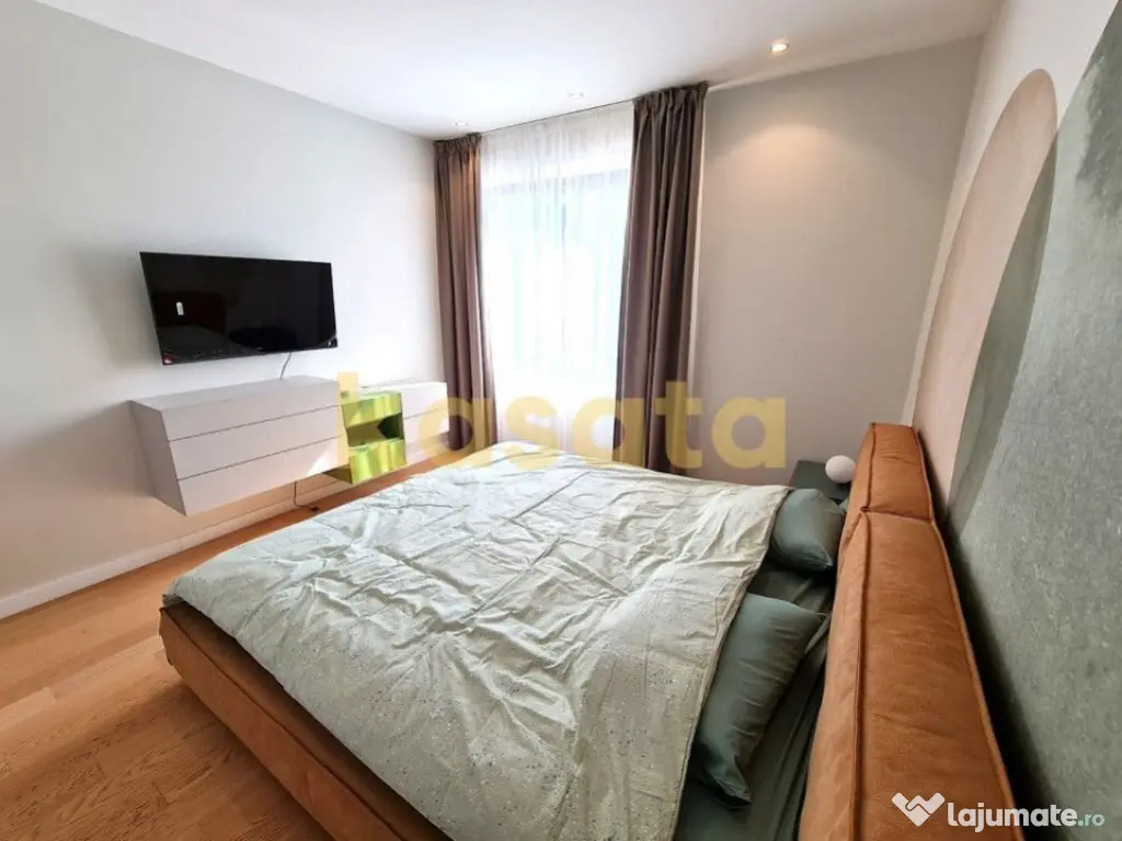 2 camere Superior | 1 Dormitor + Birou/Dressing | Premium 