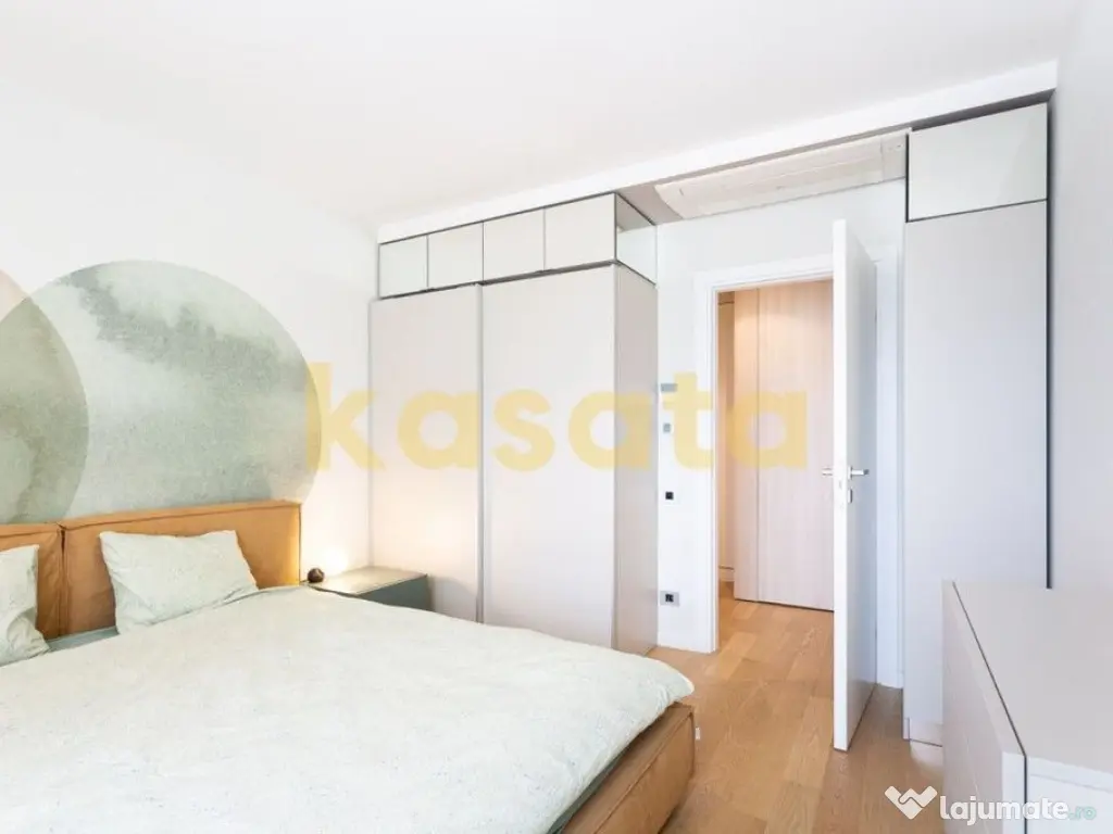 2 camere Superior | 1 Dormitor + Birou/Dressing | Premium 