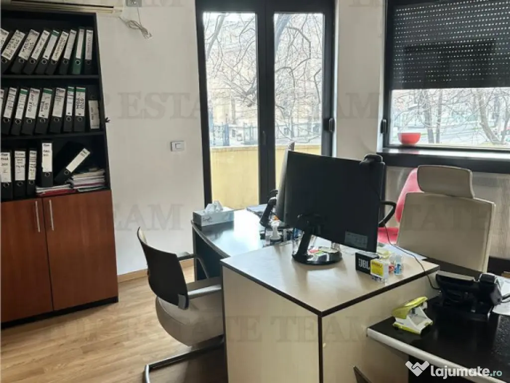 Apartament 5 camere ,Piata Victoriei-Romana 