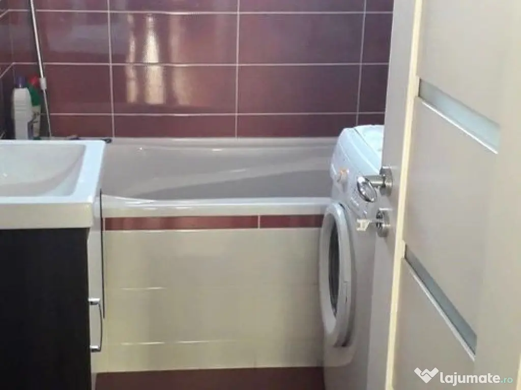 Apartament 3 camere Tractorul