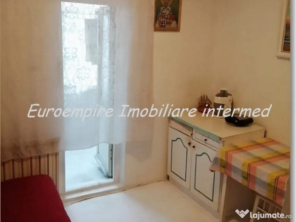 Apartament 2 camere decomandate zona Far