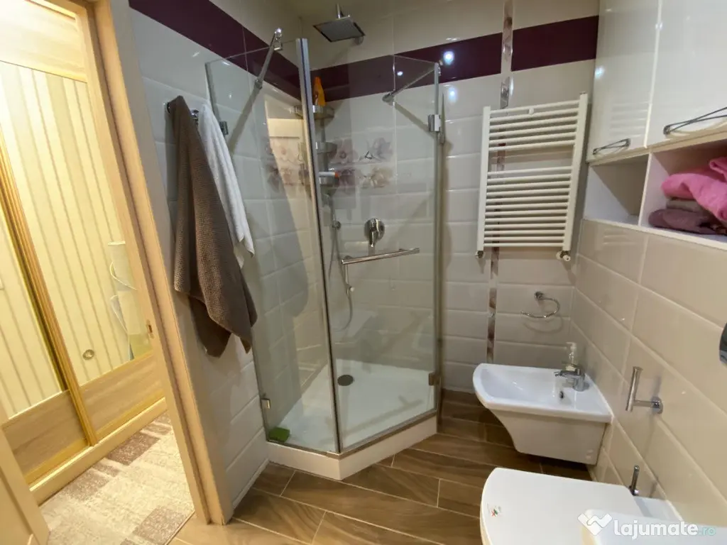 De cumparat apartament cu 2 camere zona Astra