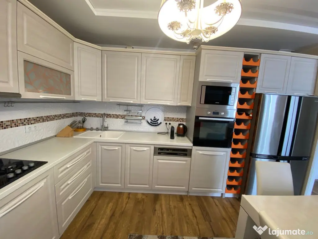 De cumparat apartament cu 2 camere zona Astra