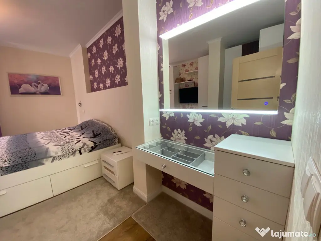 De cumparat apartament cu 2 camere zona Astra