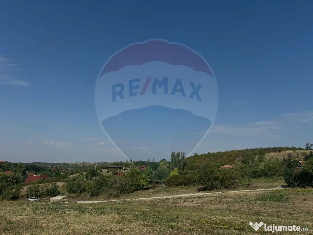 Teren de Vânzare, Intravilan, 5511 mp, în Zona de Dealu... 