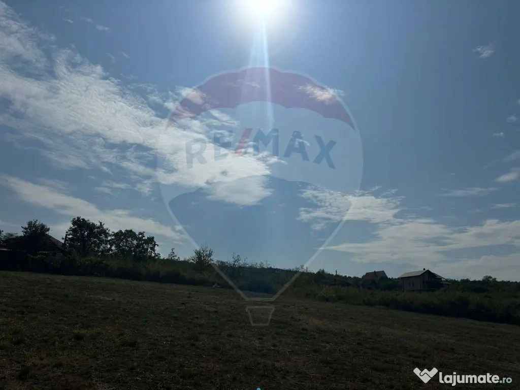 Teren de Vânzare, Intravilan, 5511 mp, în Zona de Dealu... 