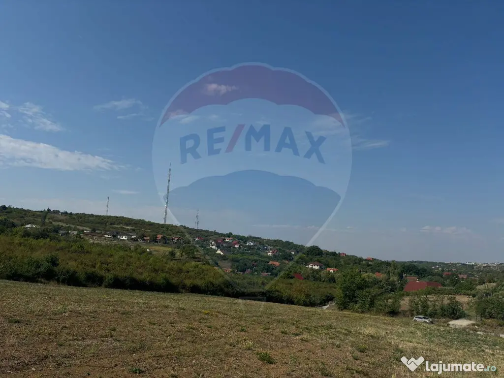 Teren de Vânzare, Intravilan, 5511 mp, în Zona de Dealu... 