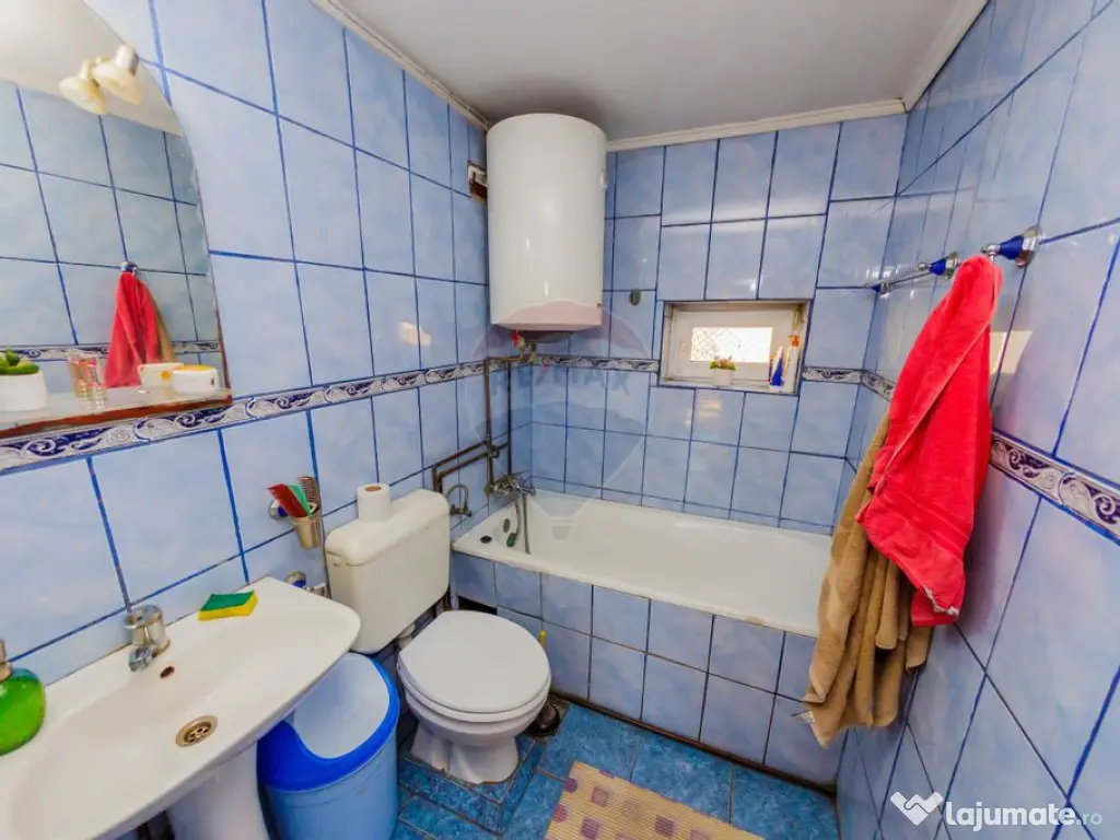 DE VANZARE Oportunitate rară proprietate cu 2 case zona ... 