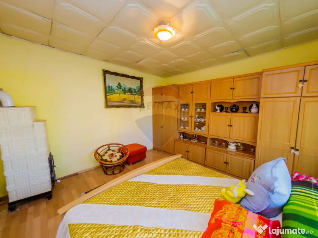 DE VANZARE Oportunitate rară proprietate cu 2 case zona ... 