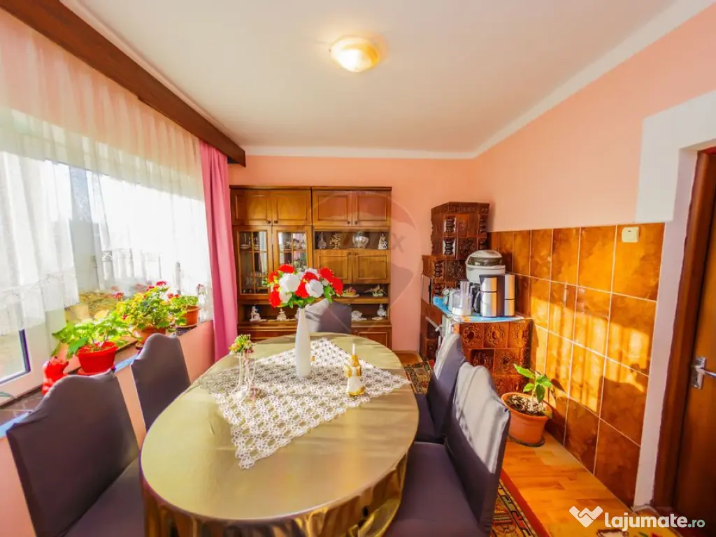 DE VANZARE Oportunitate rară proprietate cu 2 case zona ... 