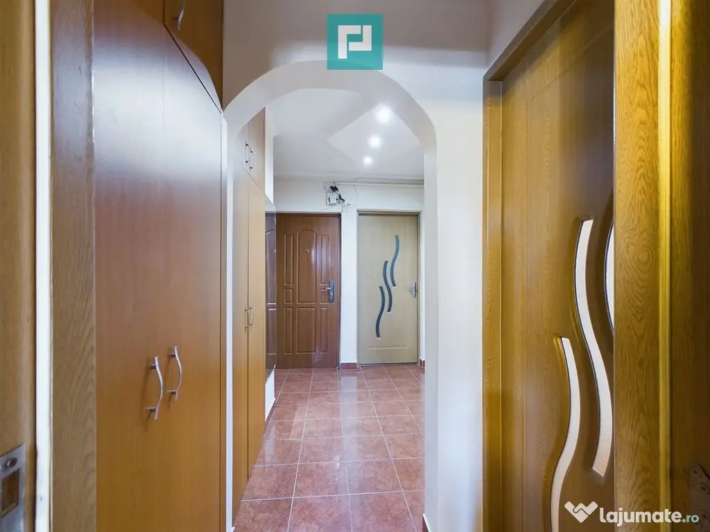 Apartament 2 camere decomandat - Confecții