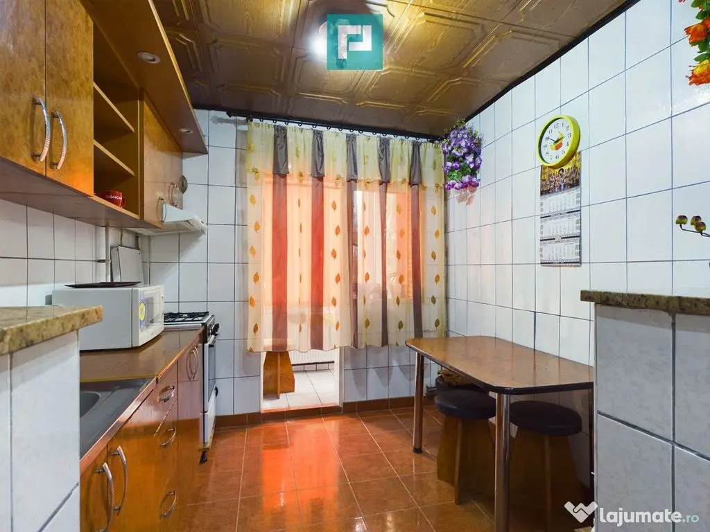 Apartament 2 camere decomandat - Confecții