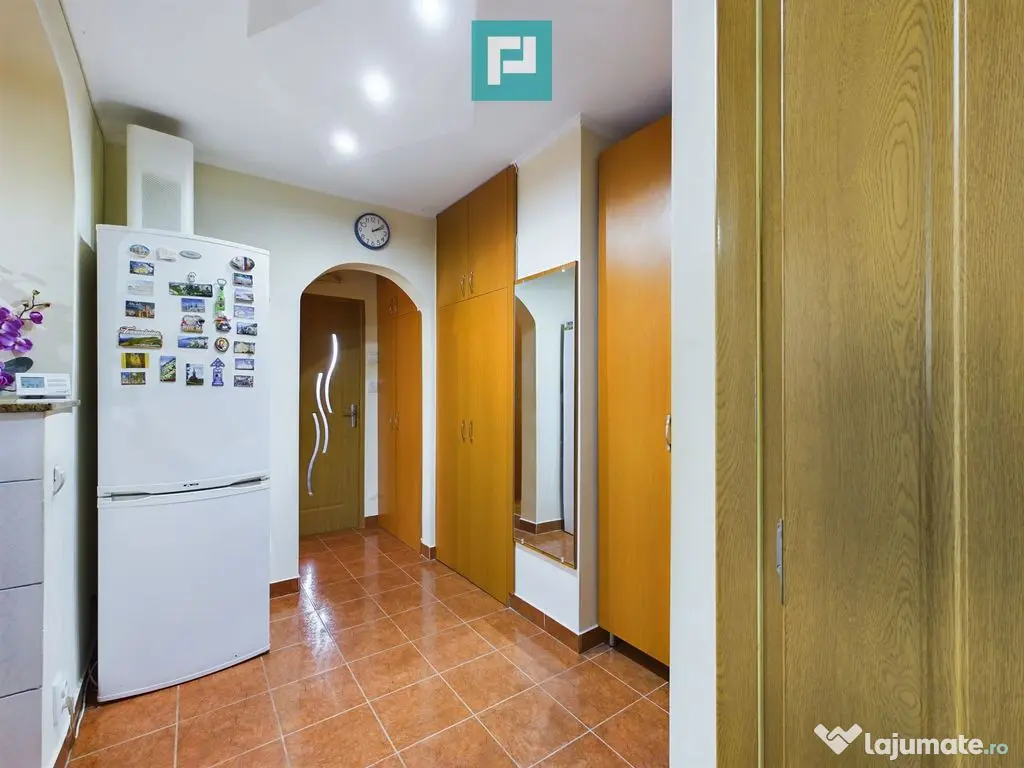 Apartament 2 camere decomandat - Confecții