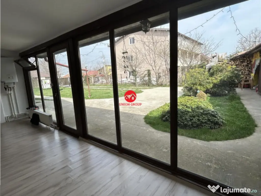 Casa la sol din BCA cu 3 camere, 4 bai, teren 555 mp, Eforie