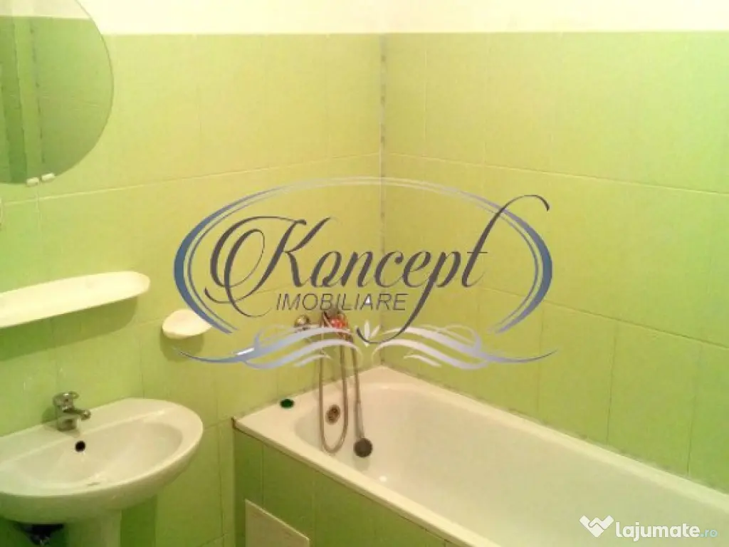 Apartament decomandat, cu parcare
