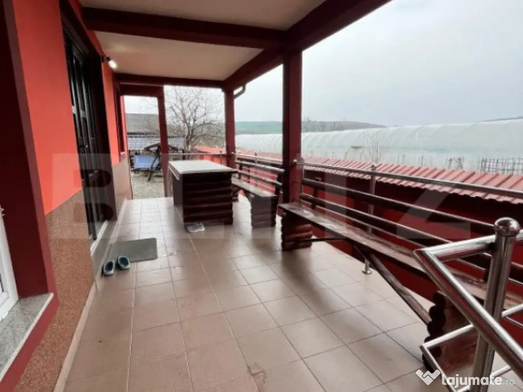 Casa cu 14 ari teren, finisata si mobilata, zona Cepari