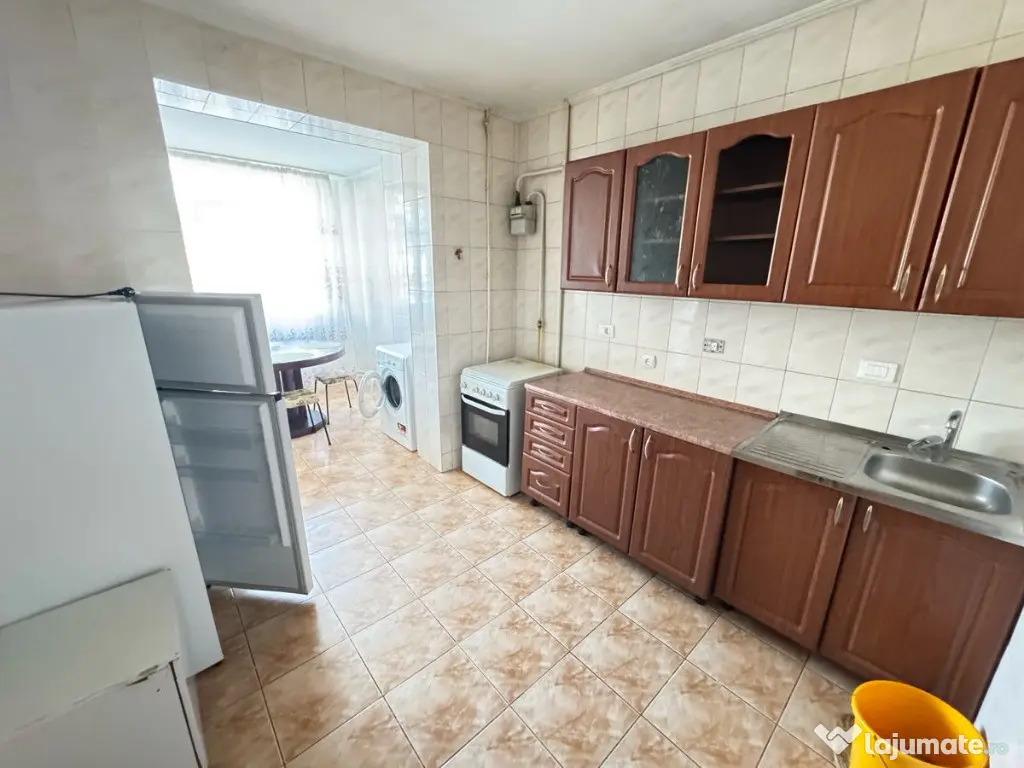 Apartament de vanzare in zona Bartolomeu