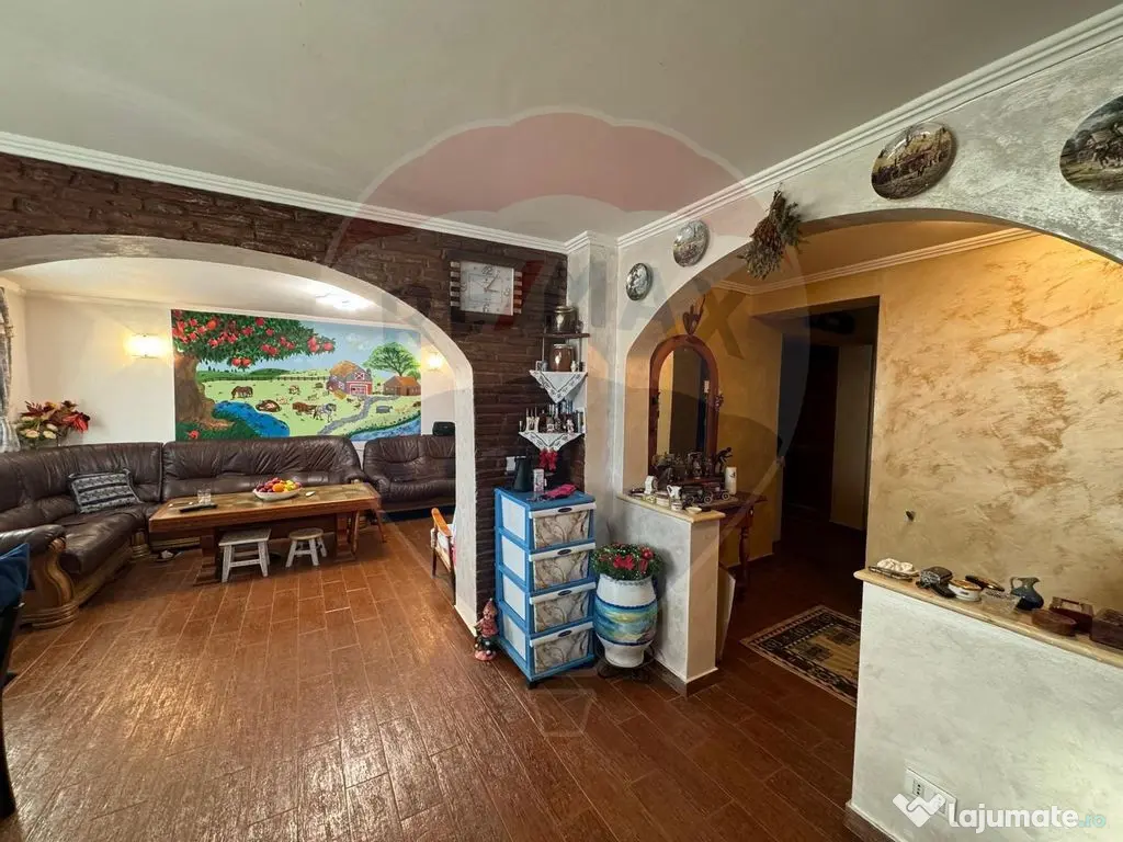 Apartament cu 3 camere in Dumitresti