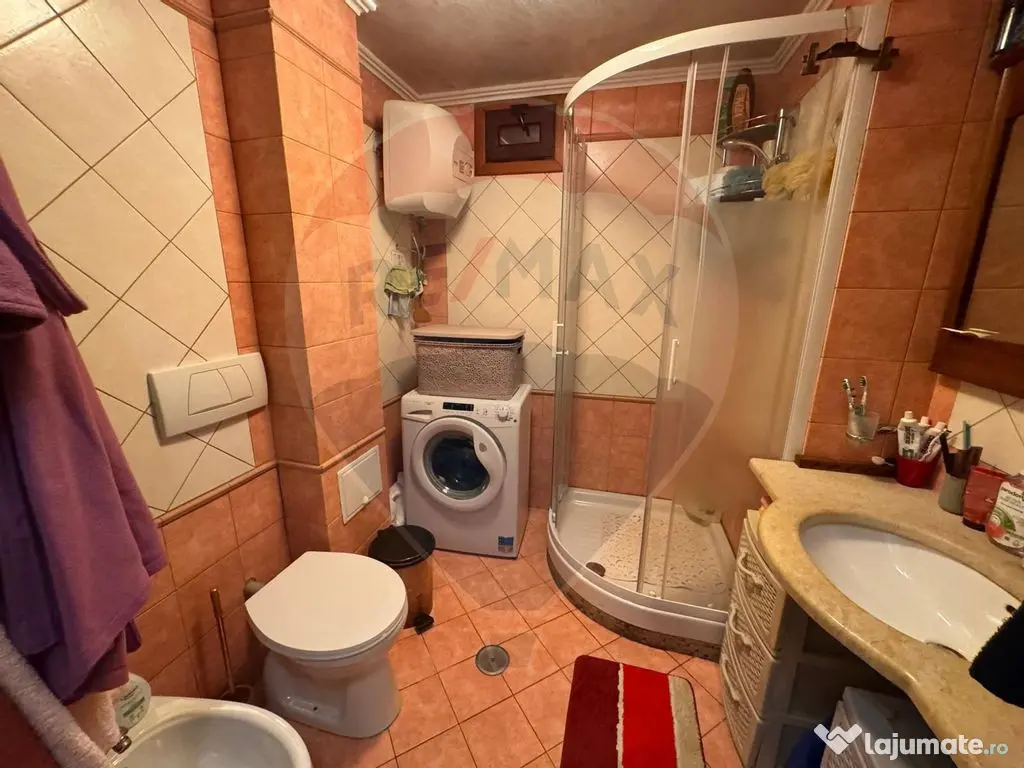 Apartament cu 3 camere in Dumitresti