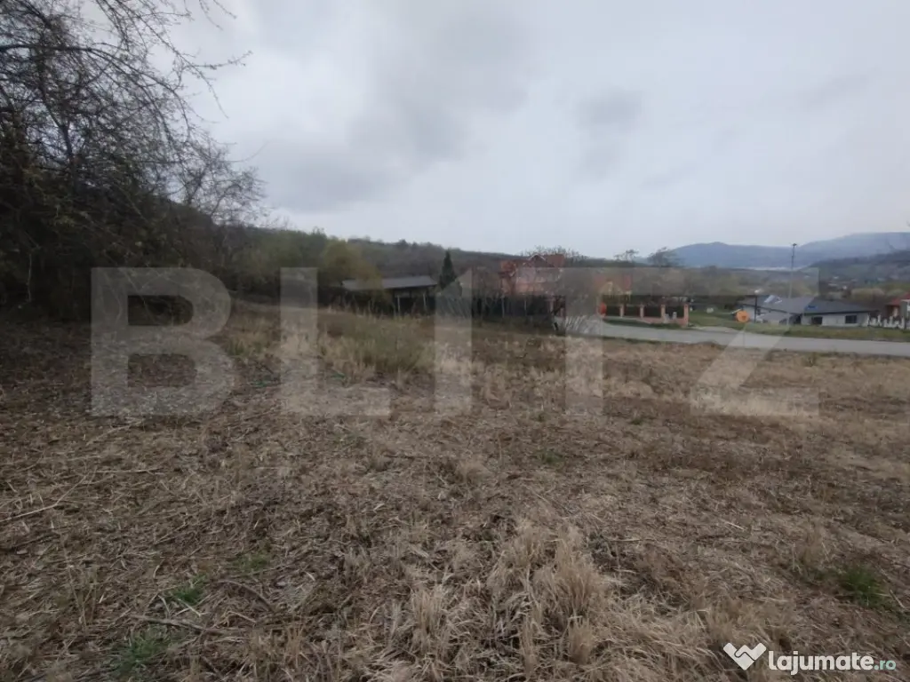 Teren intravilan, 2 fronturi+utilitati la front, 9,63 ari, z