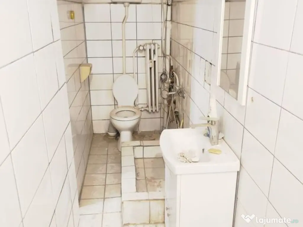 Spatiu birou central 