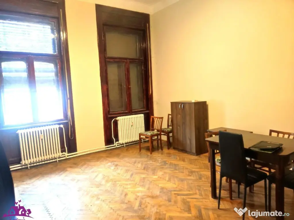 Spatiu birou central 