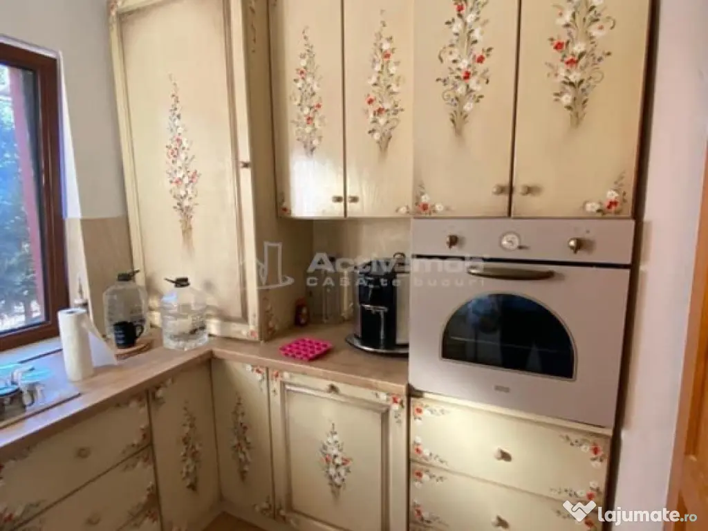 Vila Mogosoaia - 5 camere - 2 bai - 160 mp - 1100 mp teren 