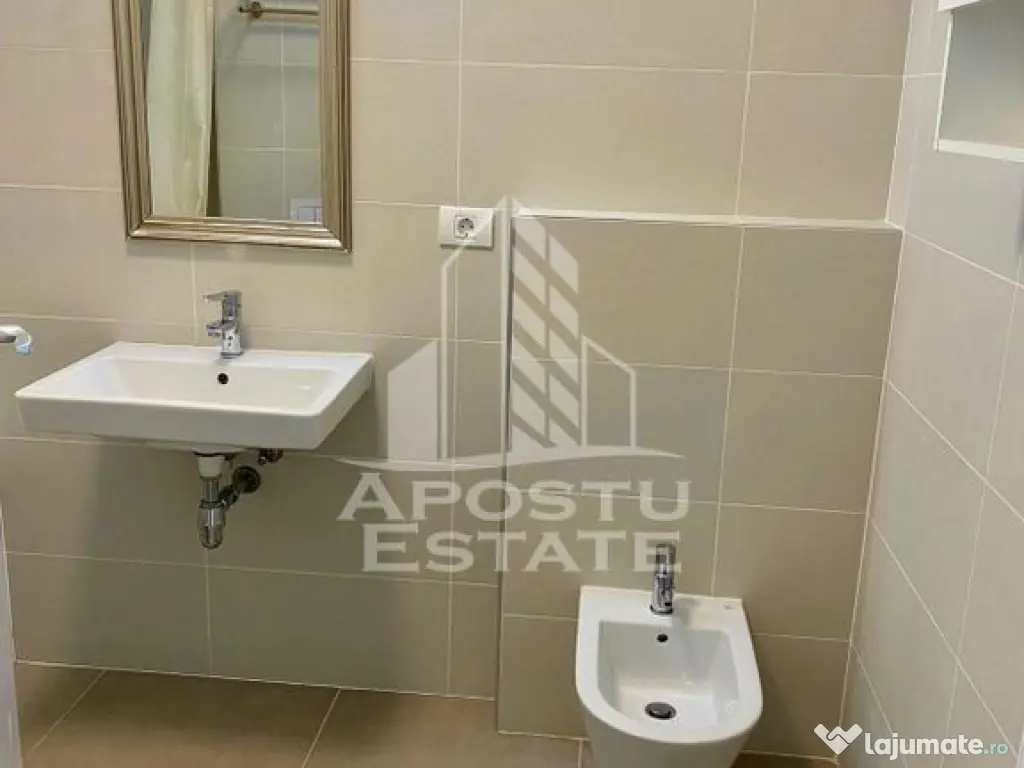 Apartament 3 camere,bloc nou,loc de parcare,zona Simion B...