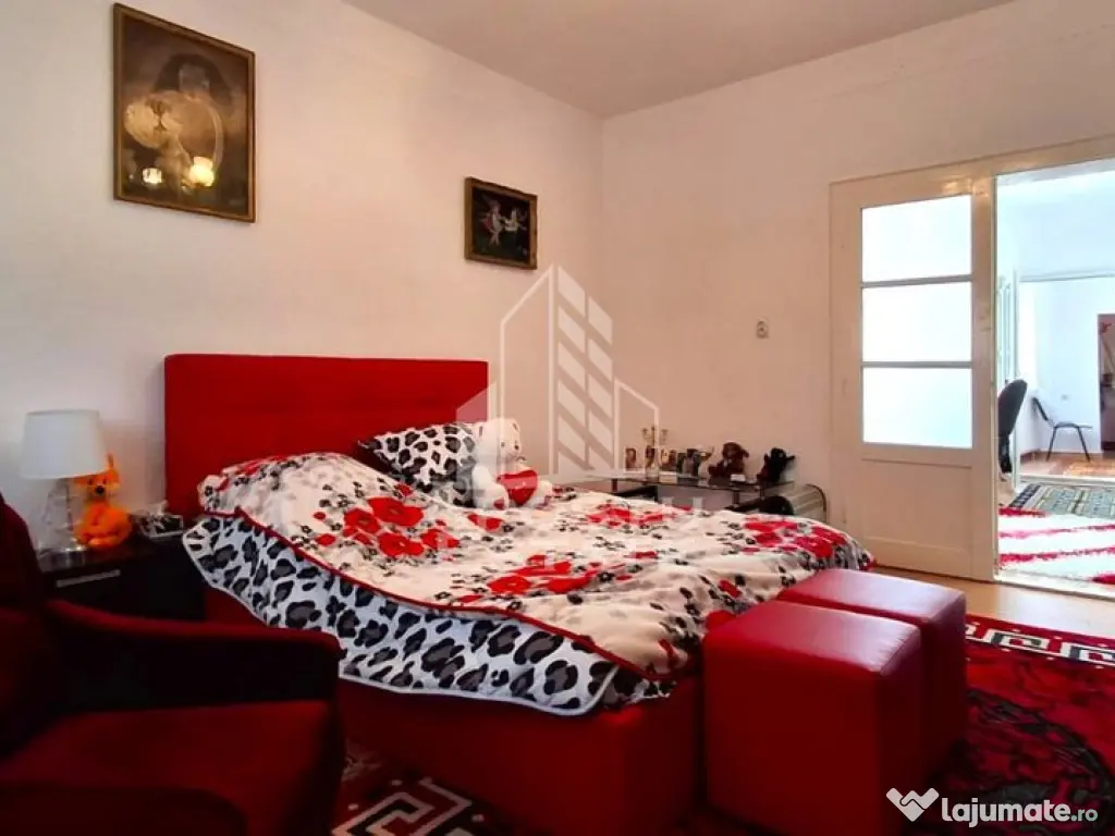 Casa de vanzare in Ineu formata din 2 cladiri