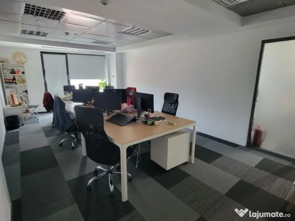 P-ța Victoriei, Spațiu Birouri, etaj 2, openspace + com... 